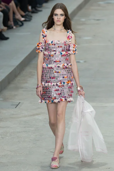 Look 36